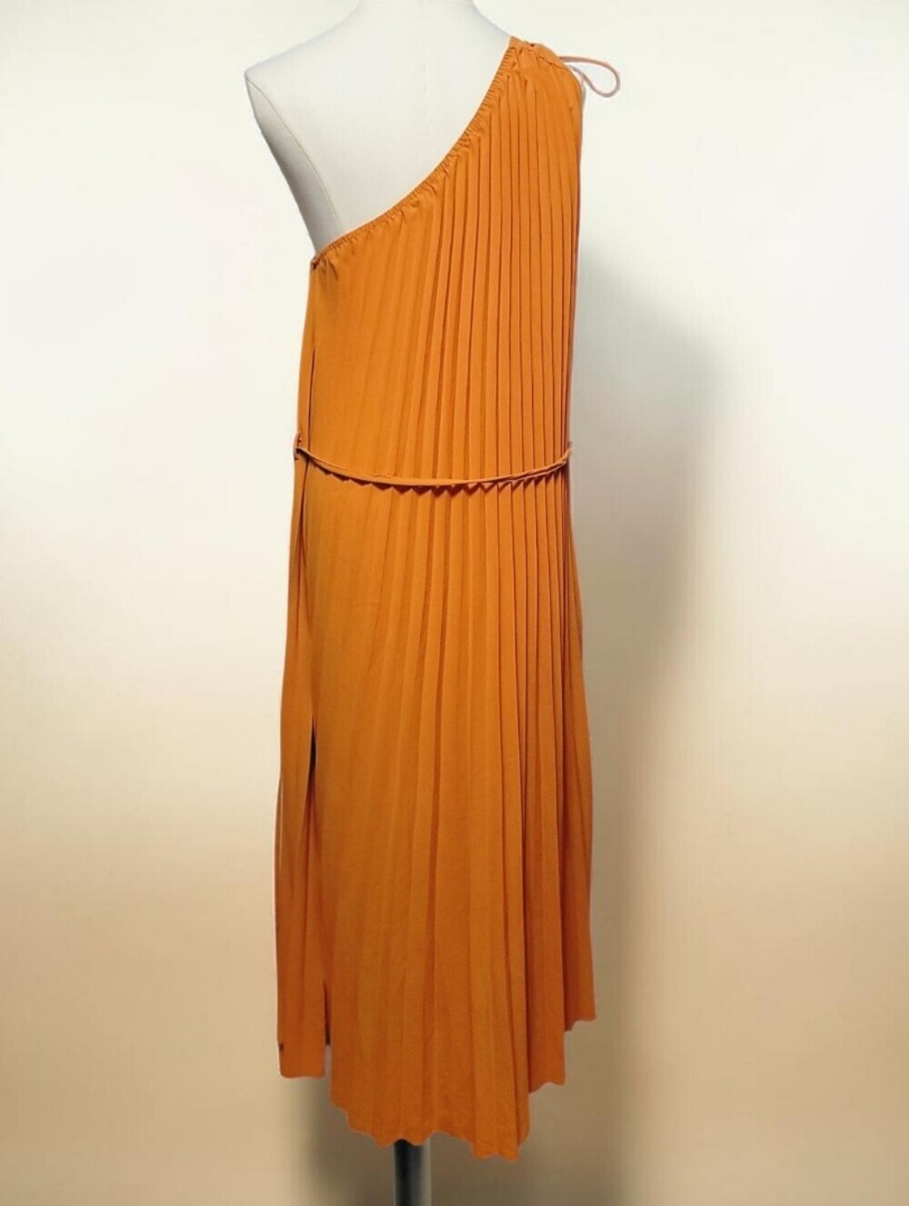 BTFBM - XL Orange One-Shoulder Pleated Midi Dress - Picture 3 of 12